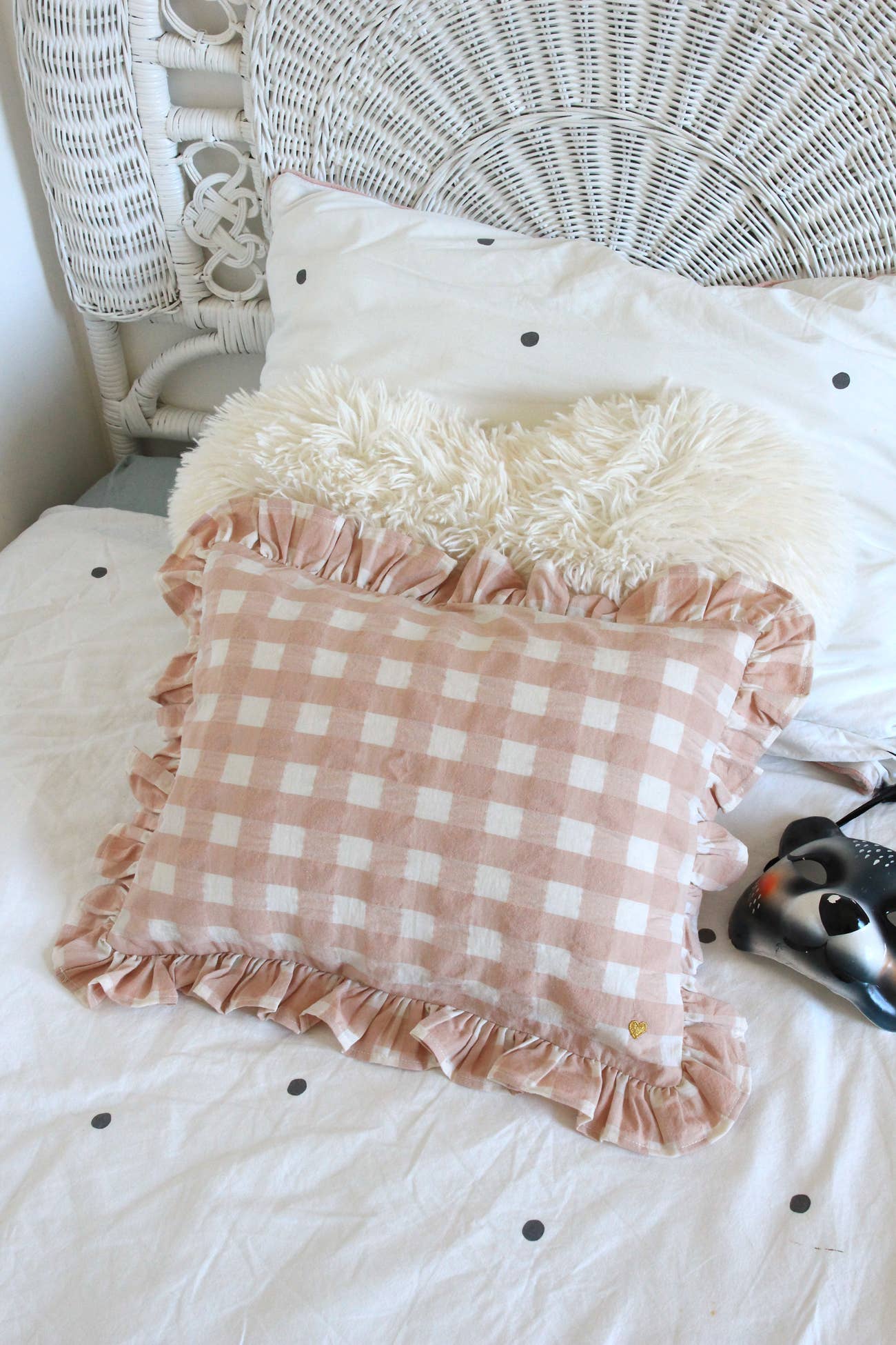 BARNABÉ AIME LE CAFÉ - Wholesale Decoratief kussen - Rechthoekig kussen in ruitstof met ruches en borduurwerk0