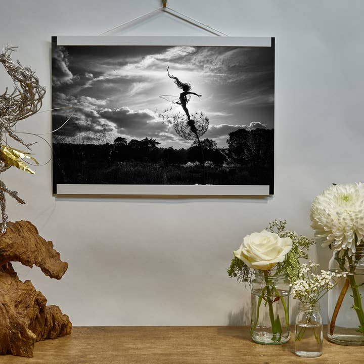 Tirage photo de « No Words 3 » pour la vente par Fantasywire