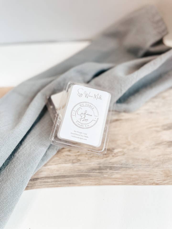 Cashmere Plum Soja Wachs schmilzt von We Three Candle Co. für den Großhandel von We Three Candle Co.