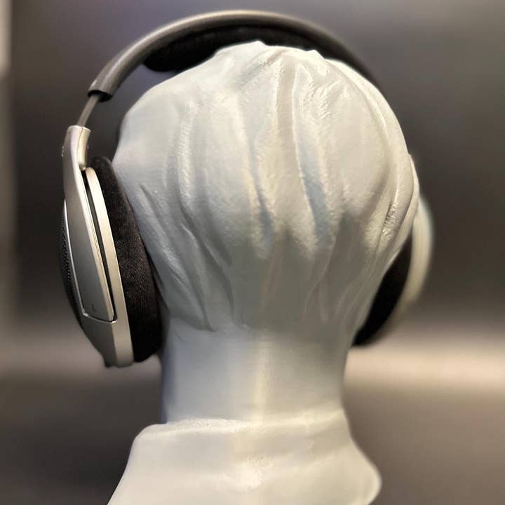 <3 Studio – Engroshandel Hovedtelefoner – Bang Chan hovedtelefonstativ – elegant og stilfuldt tilbehør til skrivebordet for Stray Kids-kpopfans8