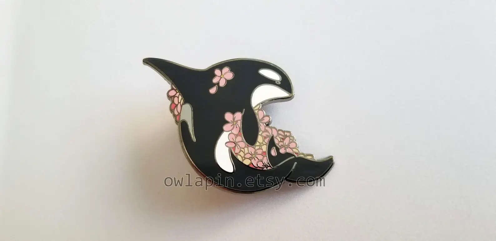 Triclops Rabbit - Wholesale Lapel Pin/Button - Orca Killer Whale Enamel Pin0
