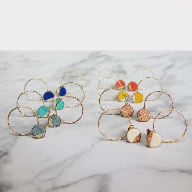 Round leather chips #2 for wholesale by ateliermaimartin.com