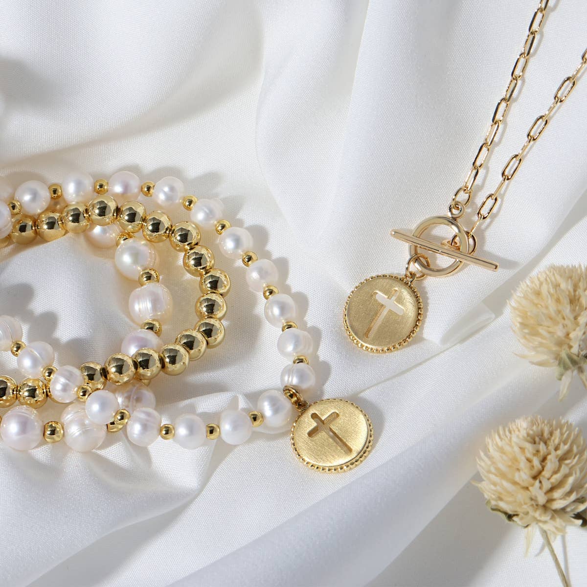 Splendid Iris - Wholesale Pendant/Charm Necklace - Cross Paperclip Toggle Necklace2