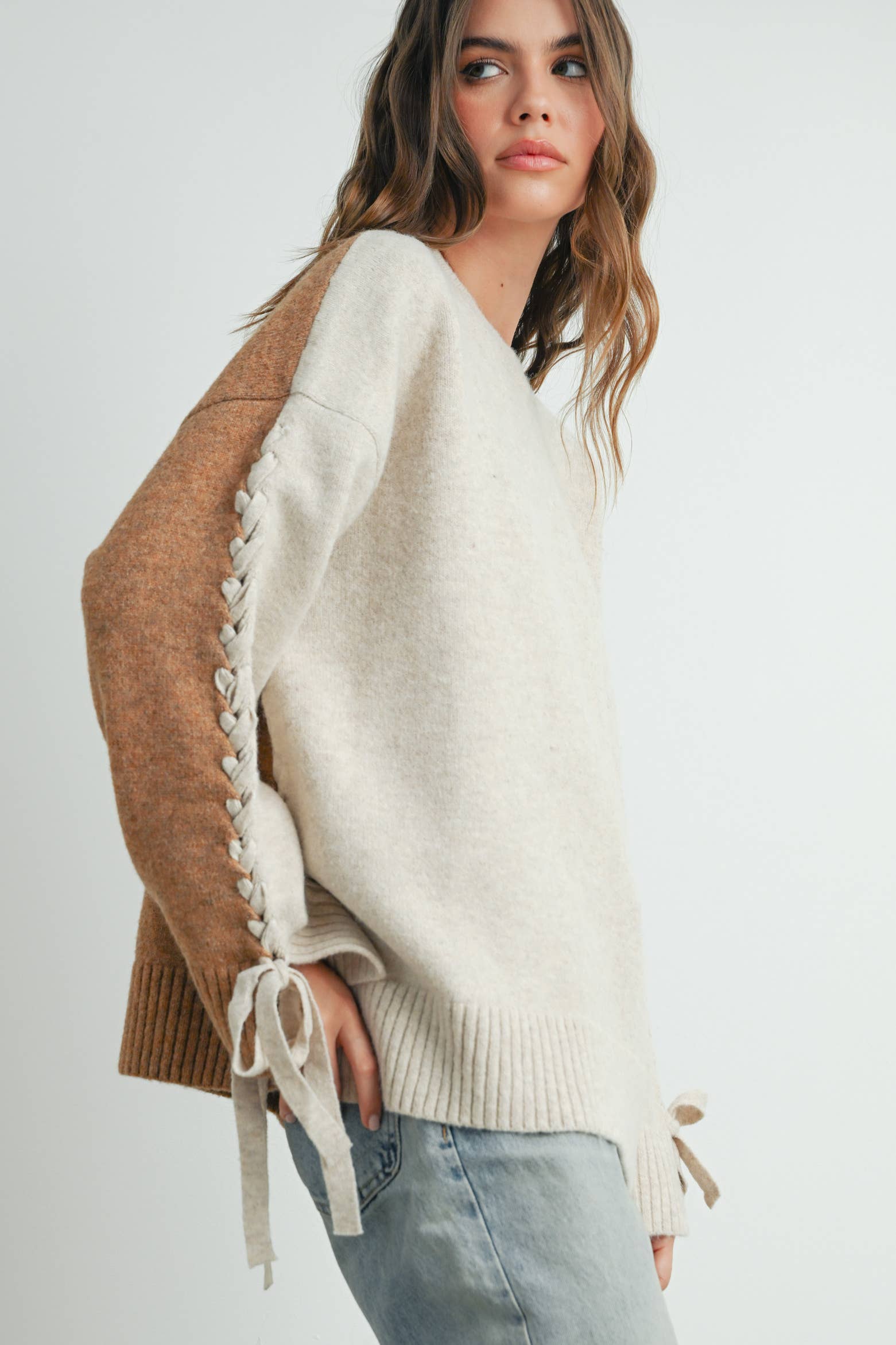 BUTTERMELON - Wholesale Knit Sweater - Women's - Crew Neck Long Sleeve Pullover Sweater - BMW758715