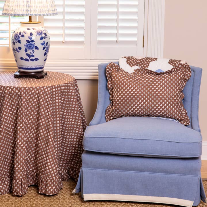 Constance Small Round Tablecloth with Ruffle for wholesale by Trudie