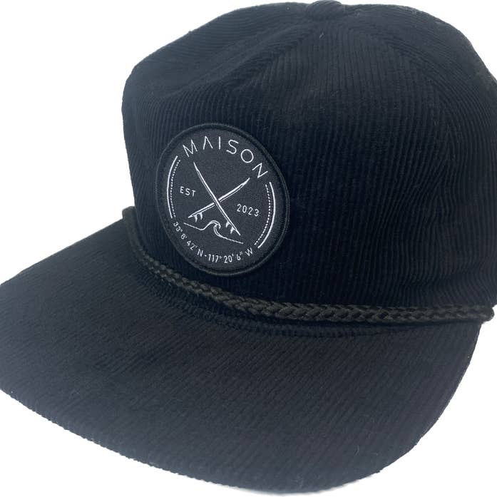 Casquette à bouton-pression en corde unisexe Maison Corduroy avec écusson personnalisé pour la vente par Maison Apparel