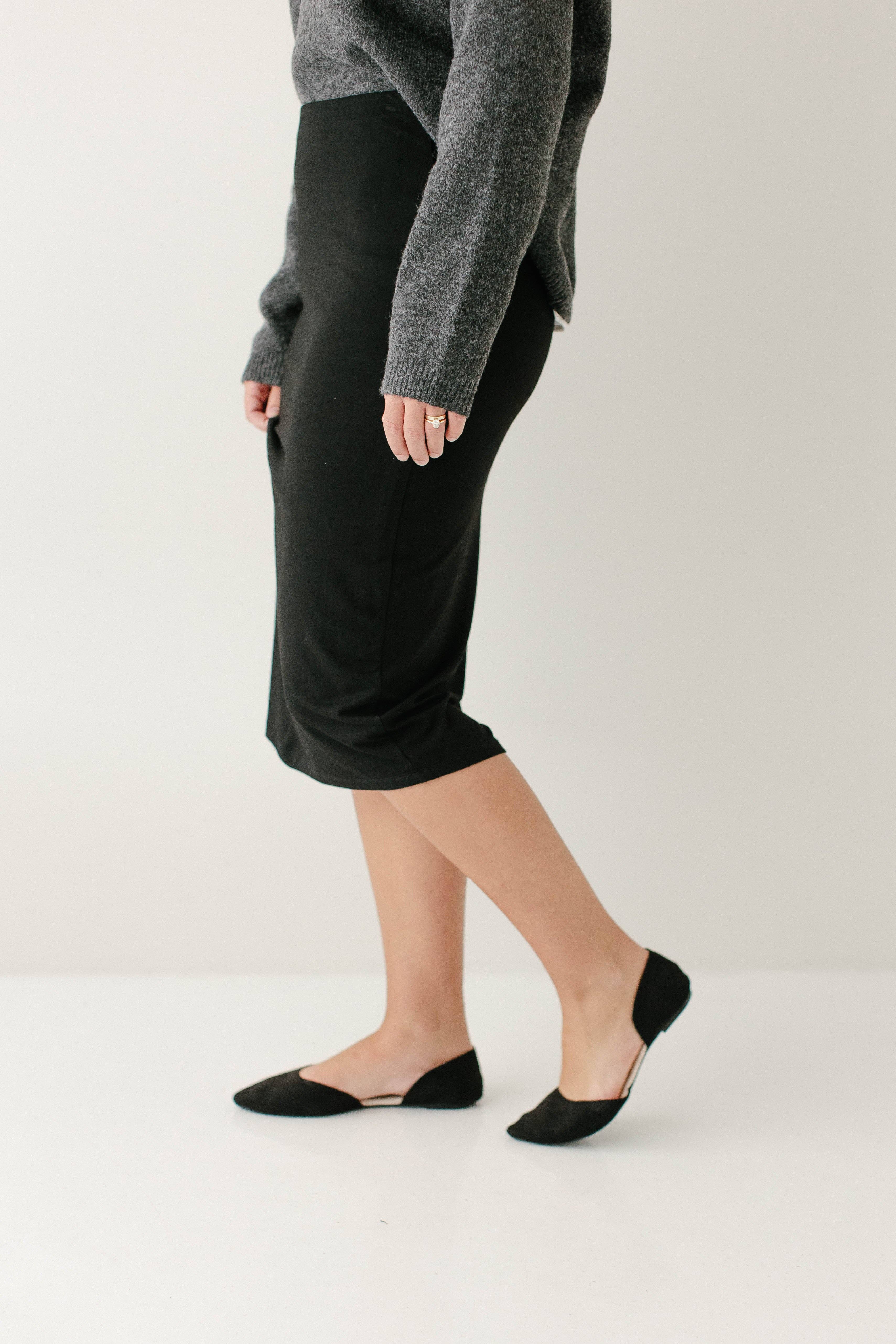Black 'Sasha' Knit Midi Skirt for wholesale on Faire8