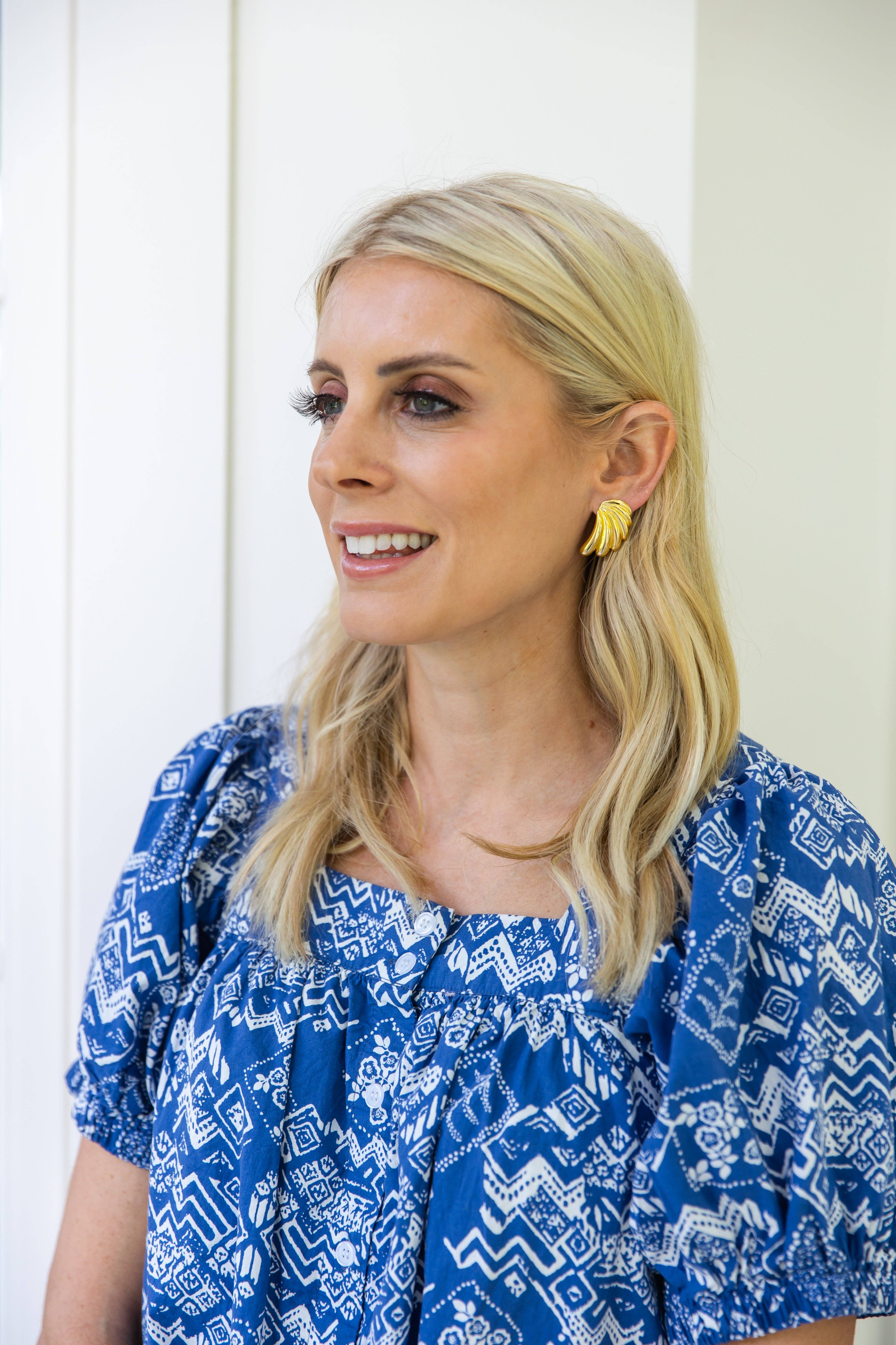 Modafleur - Wholesale Stud/Post Earrings - THE BABY WAVE1