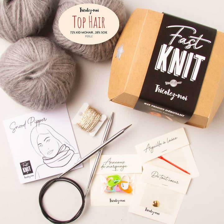 Fast Knit Snood Pipper Platinum Pearl Grå för wholesale av Tricotez-moi