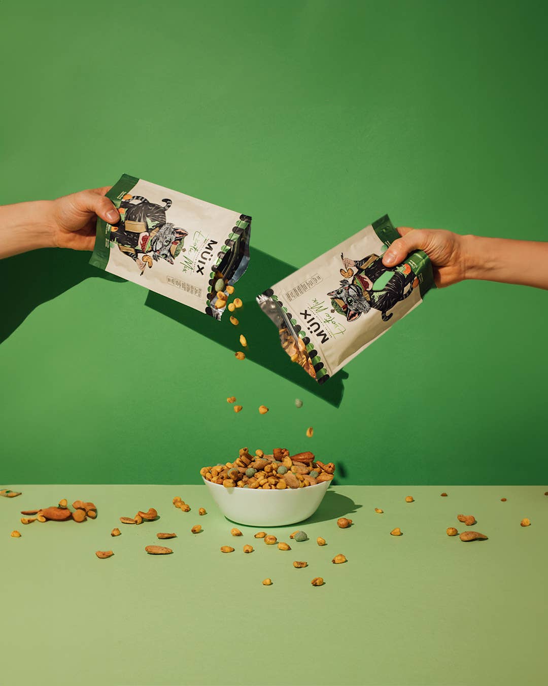 Müix Snacks – Großhandel Studentenfutter – Exotische Mais- & Nussmischung 119g2