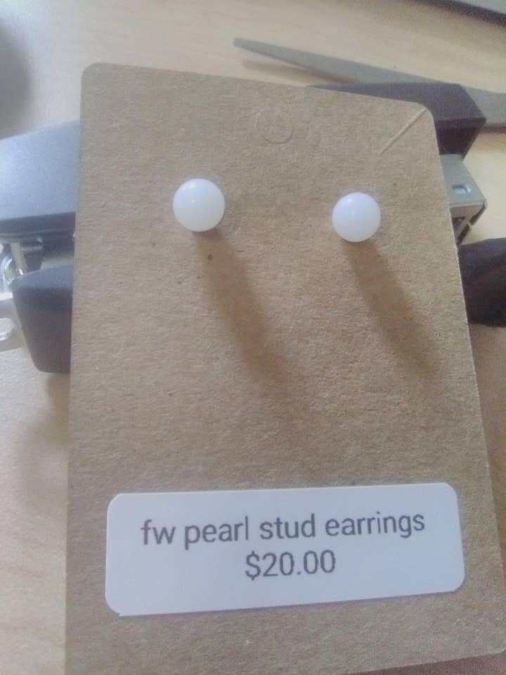 Freshwater pearl stud earrings for wholesale by Lynn's handmade jewelry