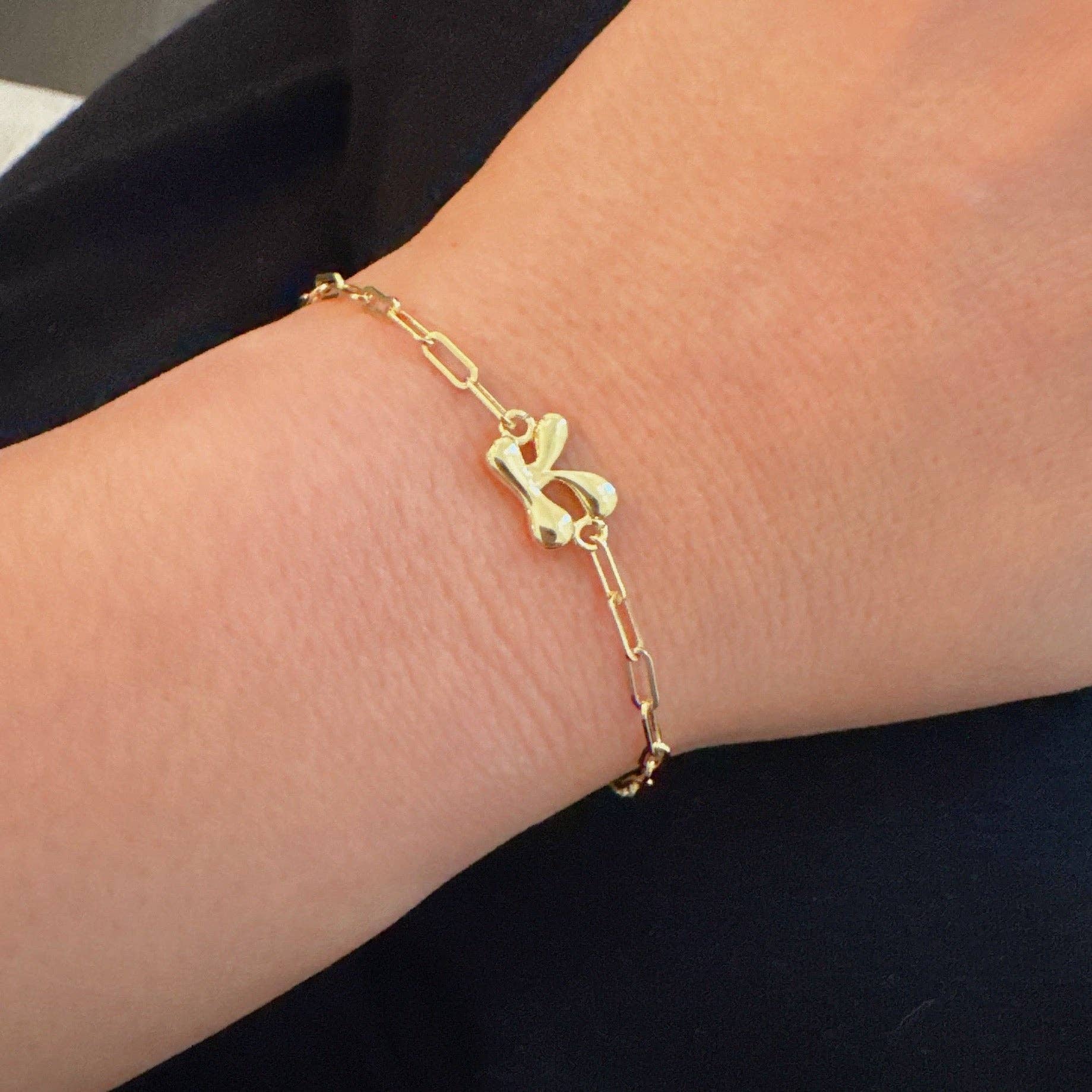 Ellison+Young - Wholesale Link & Chain Bracelet - Mini Balloon Initial Bracelet7