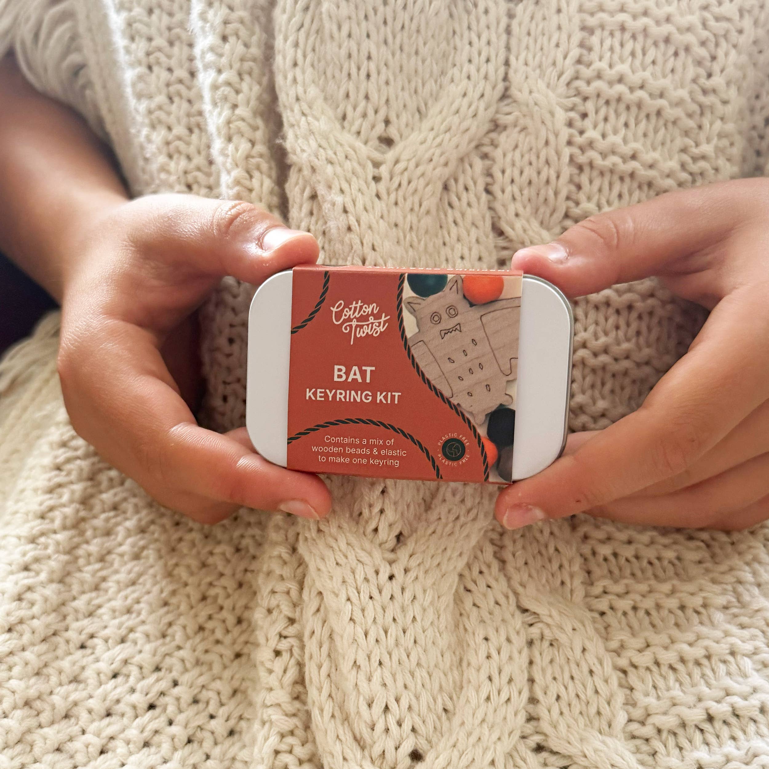 Cotton Twist (USA DUTIES PAID) – wholesale DIY craft kit – Child – Halloween Bat Keying Gift Kit2