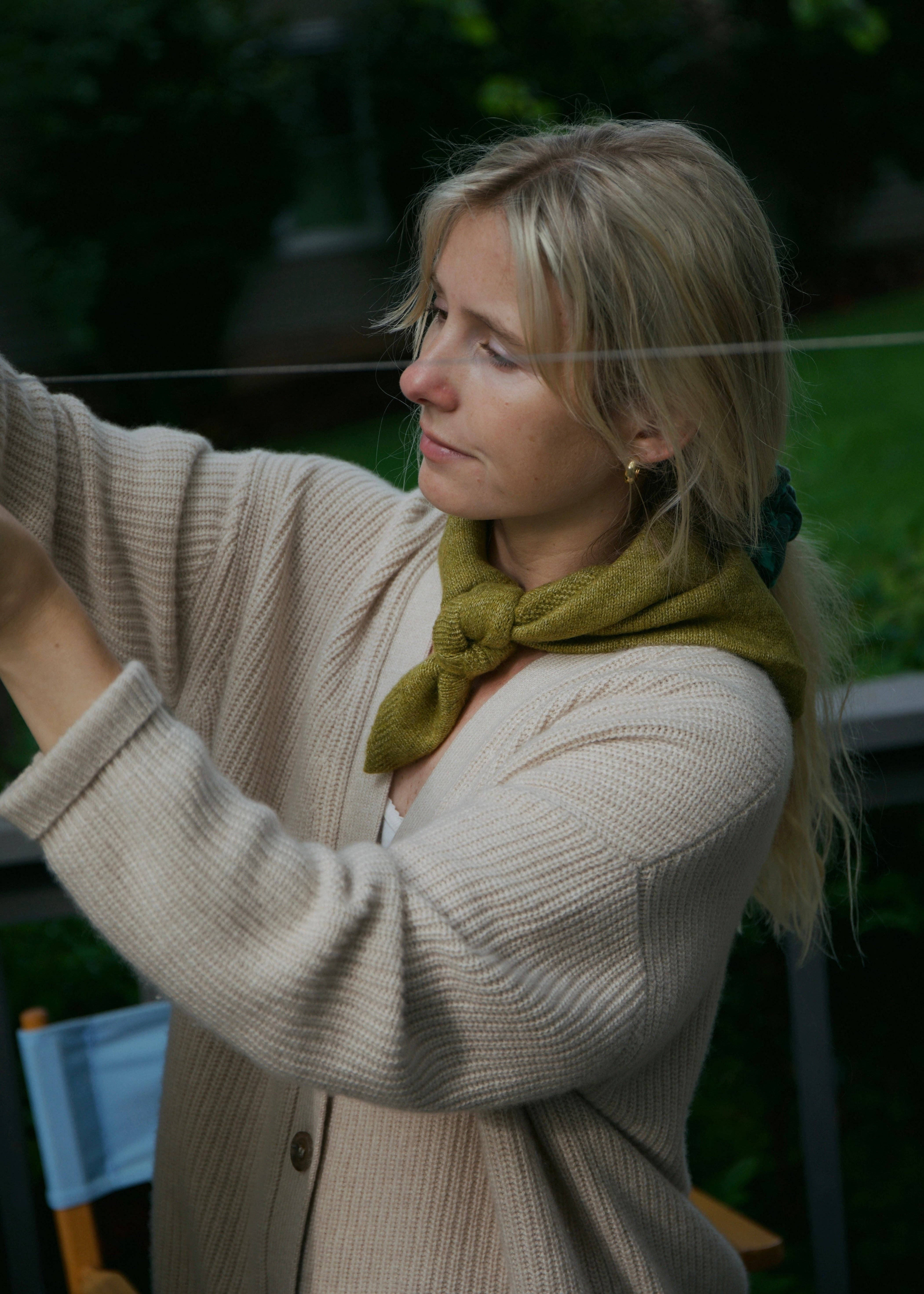 Beaten Path Co - Wholesale Scarf - Women's - WILD OLIVE & STRAWBERRY TRIANGLE SCARF PACK16