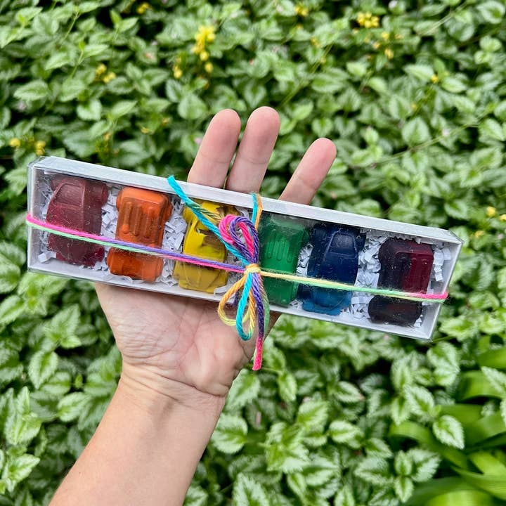 Cre8ive Crayonz - Wholesale Crayons - Kids & Baby - Car and Truck Rainbow Crayon Gift Box6