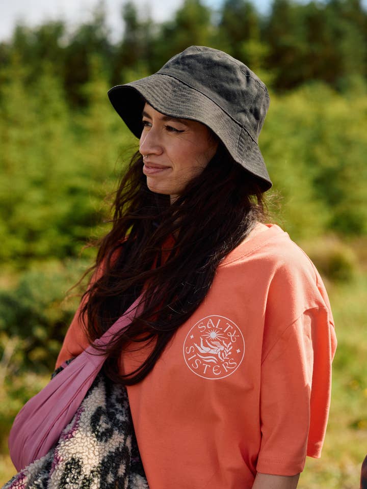 Salty Sisters - Wholesale Screen Printed T-Shirt - Women's - Long Unisex Relaxed Heavy T-shirt3