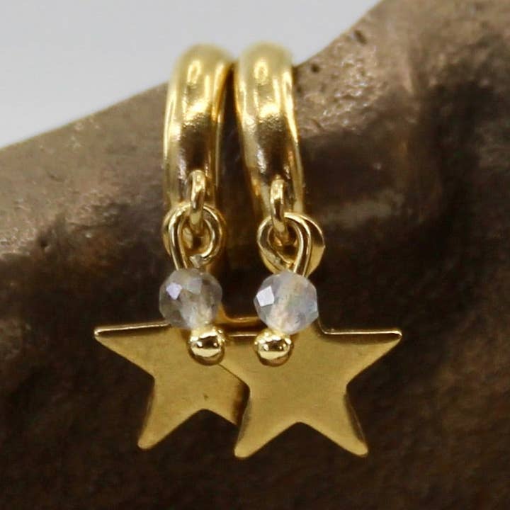 Les Créoles Étreintes Étoiles & Lune pour la vente par Veluna