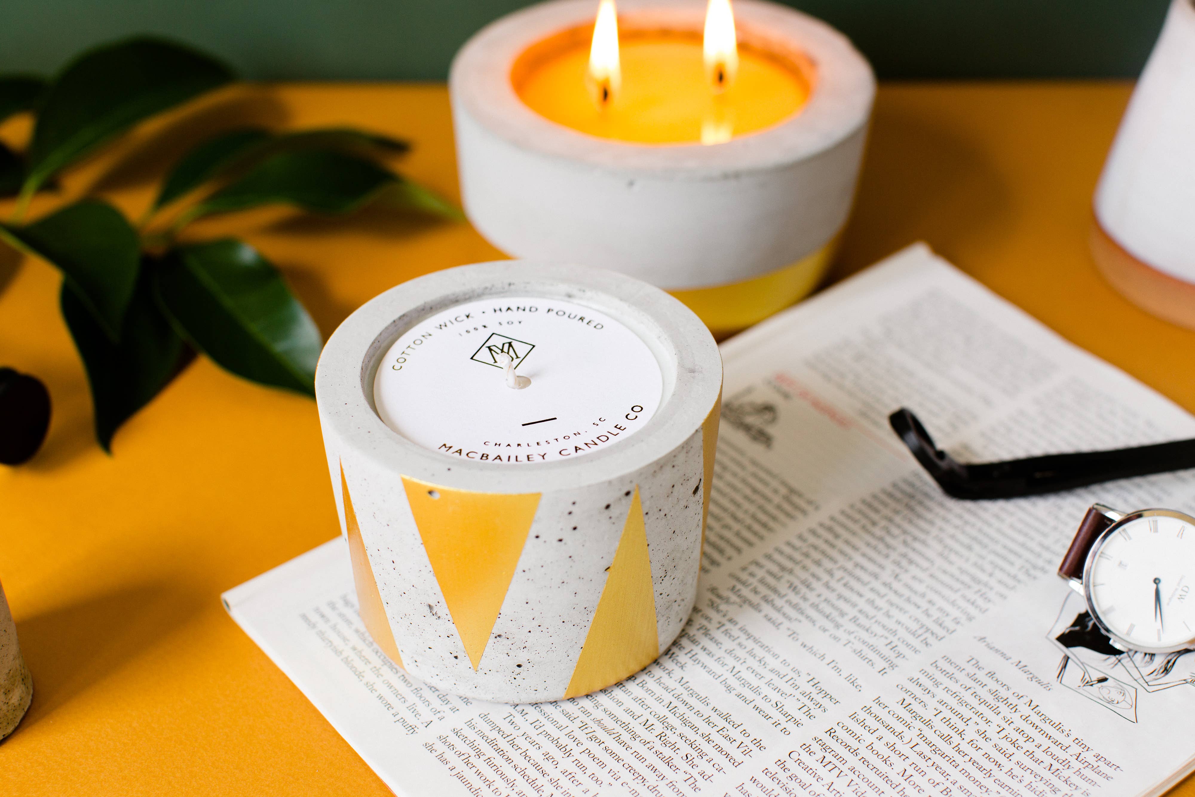 MacBailey Candle Company - Wholesale Jar/Filled Candle - Gold Triangle 8oz - Oakmoss and Amber2