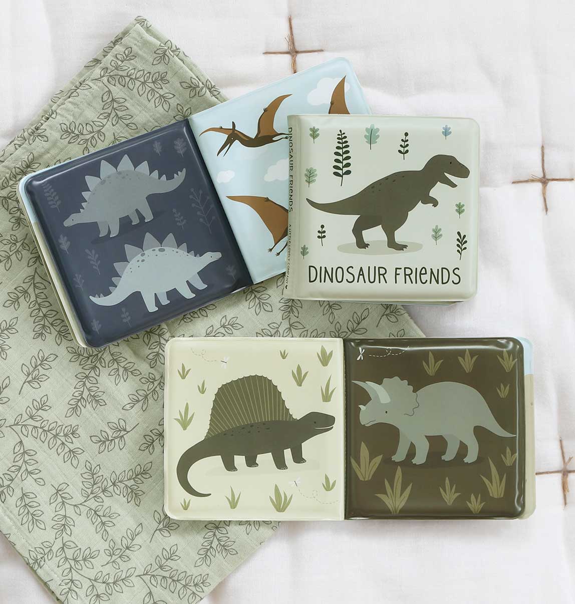 A Little Lovely Company – wholesale Baby and toddler book (0–2) – Bath book: Dinosaur friends7