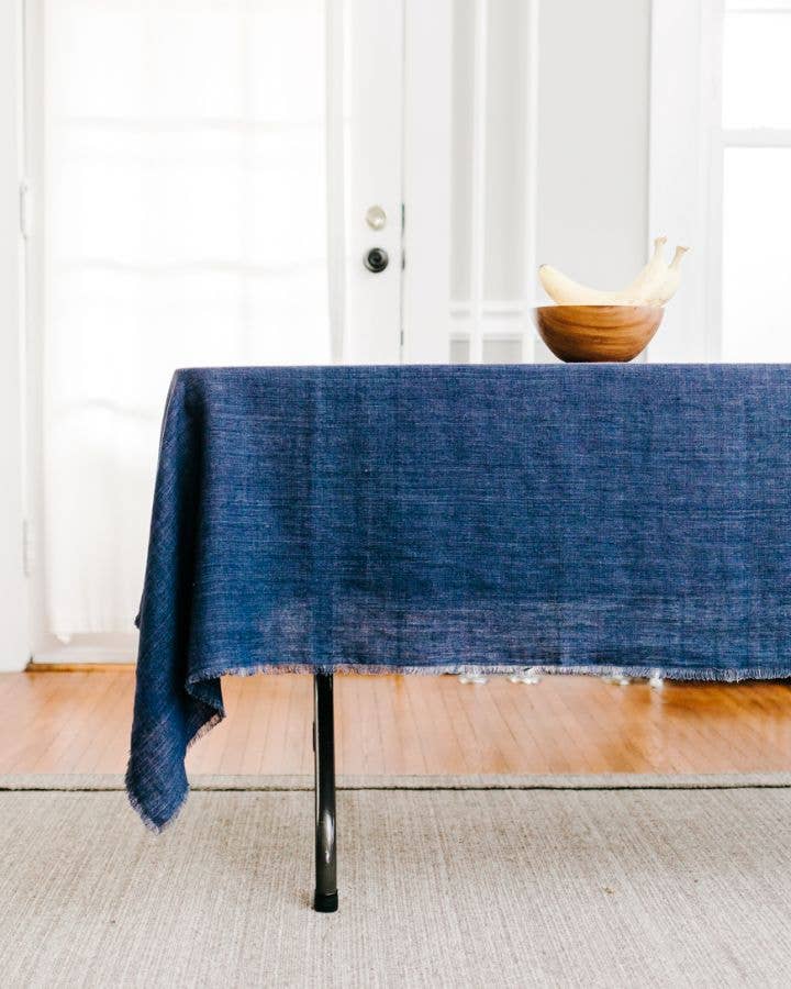 Creative Women - Wholesale Tablecloth - Stone Washed Linen Tablecloth // 84" x 60"2