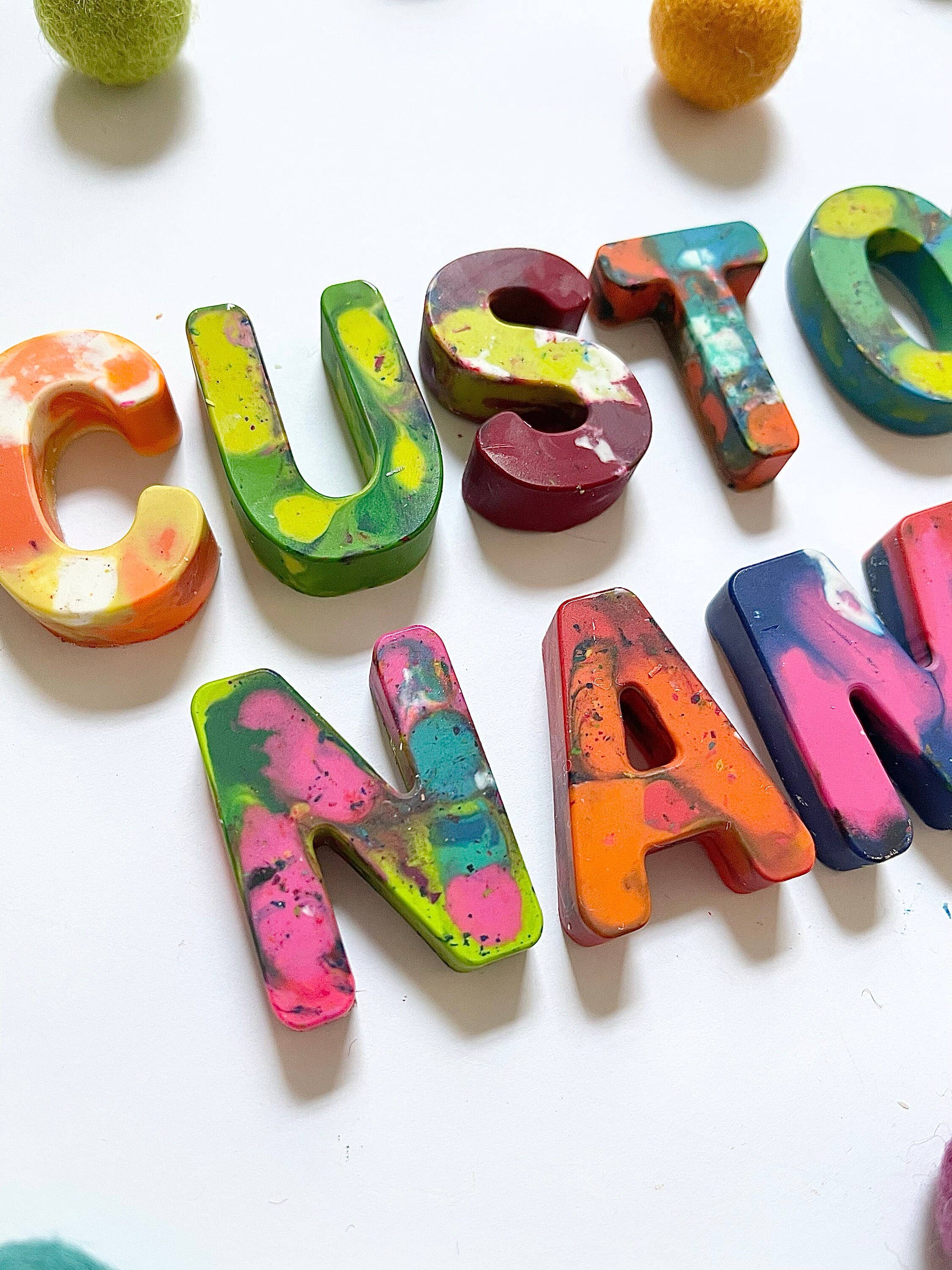 Coloring Home - Wholesale Crayons - Kids & Baby - Custom Name Crayon Set1