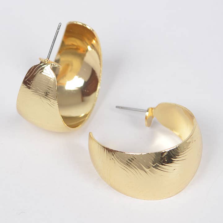 Brede oorring van metaal voor wholesale door 3AM BY H&D ACCESSORIES