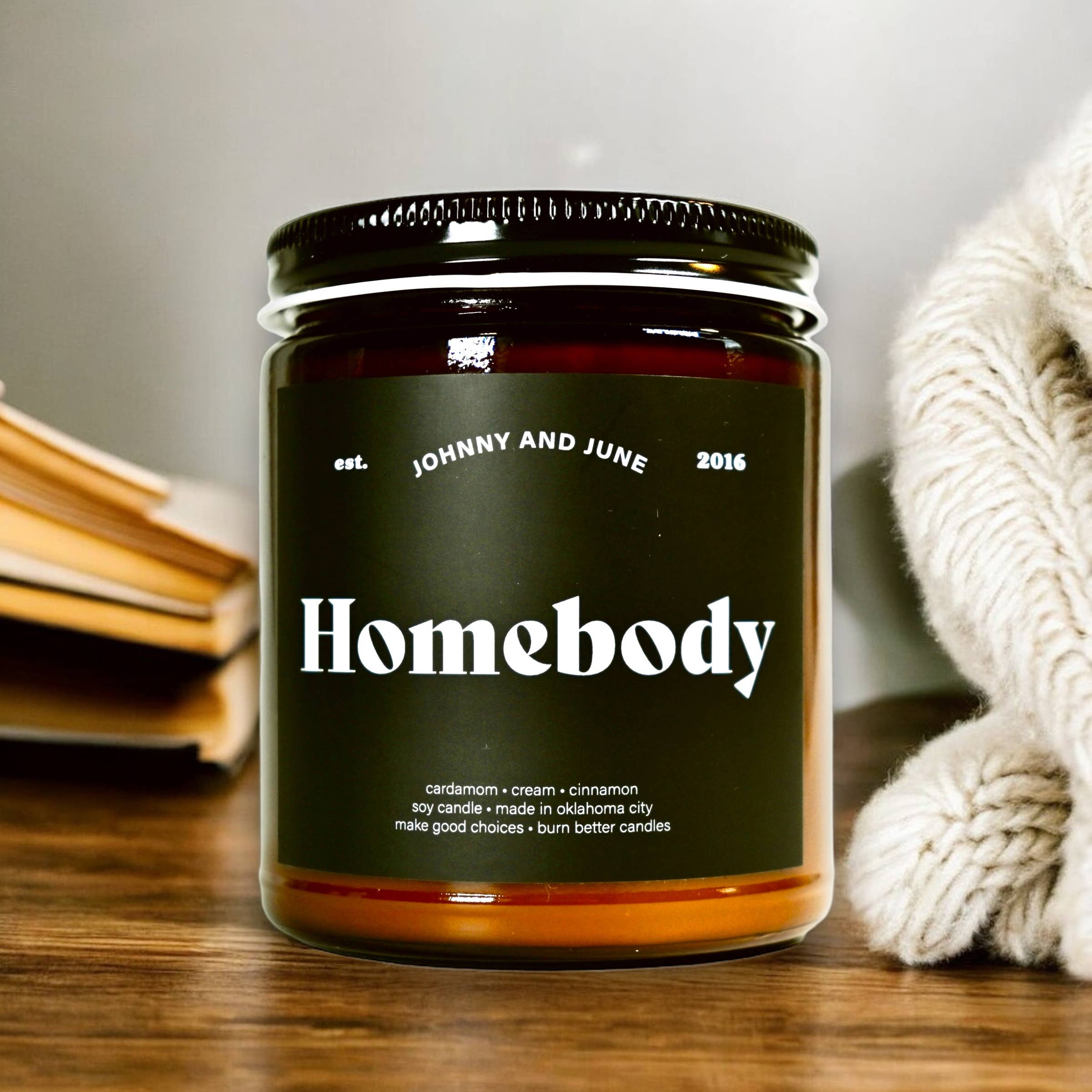 Johnny and June - Wholesale Jar/Filled Candle - Homebody 8oz Soy Candle2