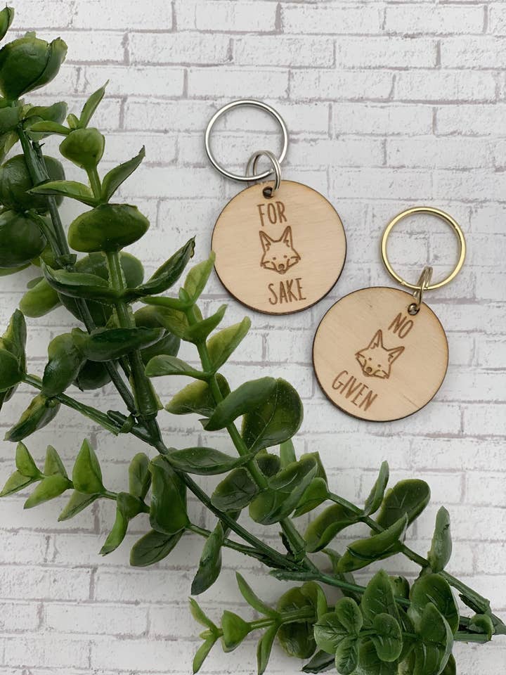 For Fox Sake nøglering, ingen ræv givet, Zero Fox Givet for engroshandel hos Dirty Grove by Hazel Grove Customs