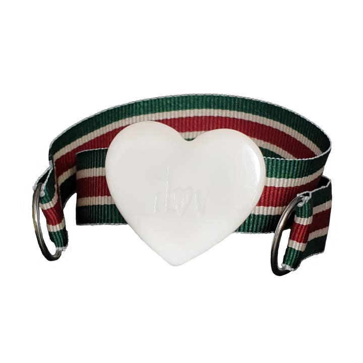 iLov GRØN/RØD HVID HJERTE ARMBÅND for engroshandel hos Smartever Srl