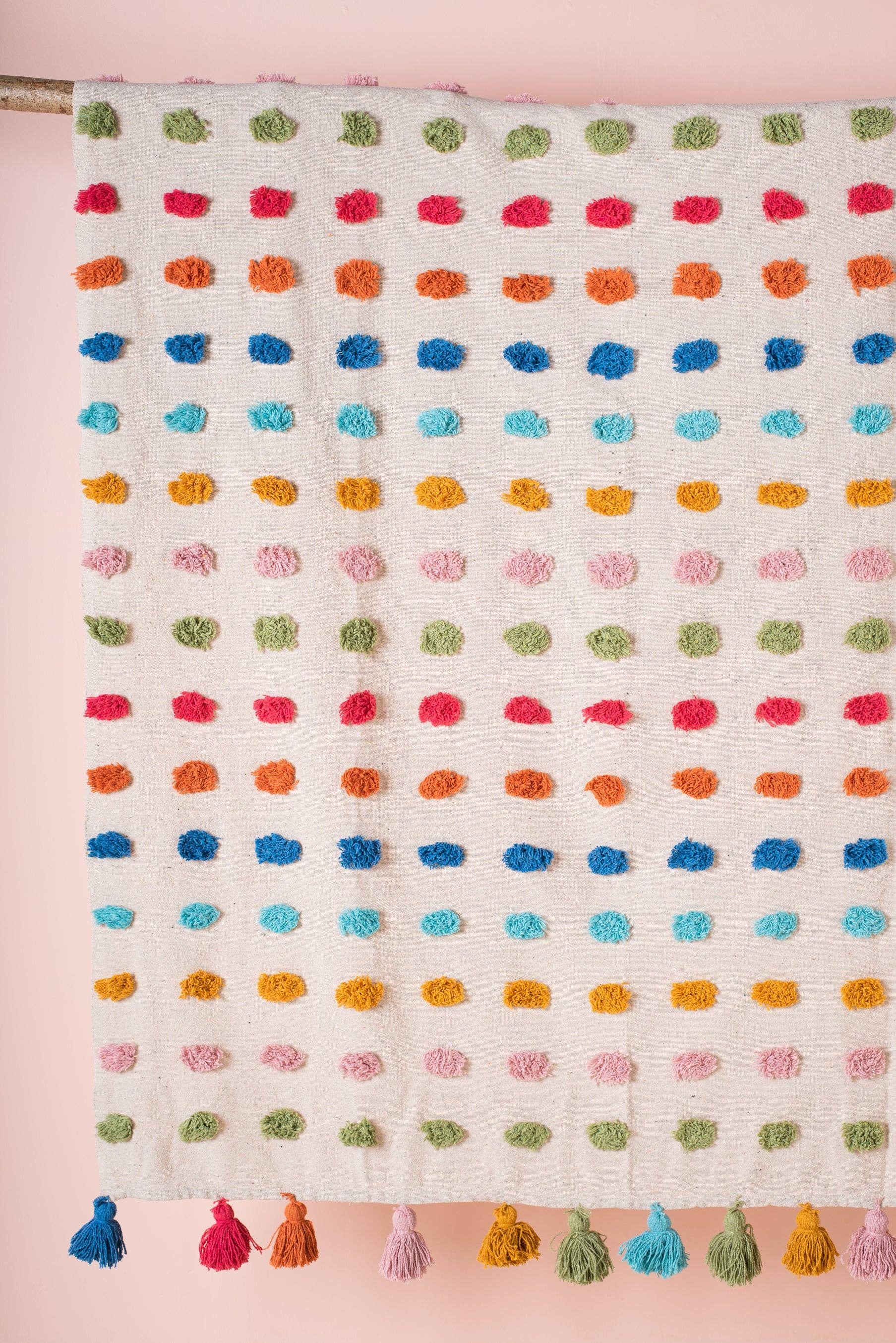 Ian Snow Ltd – wholesale Throw blanket – Handwoven 100% Recycled Pom Pom Throw1