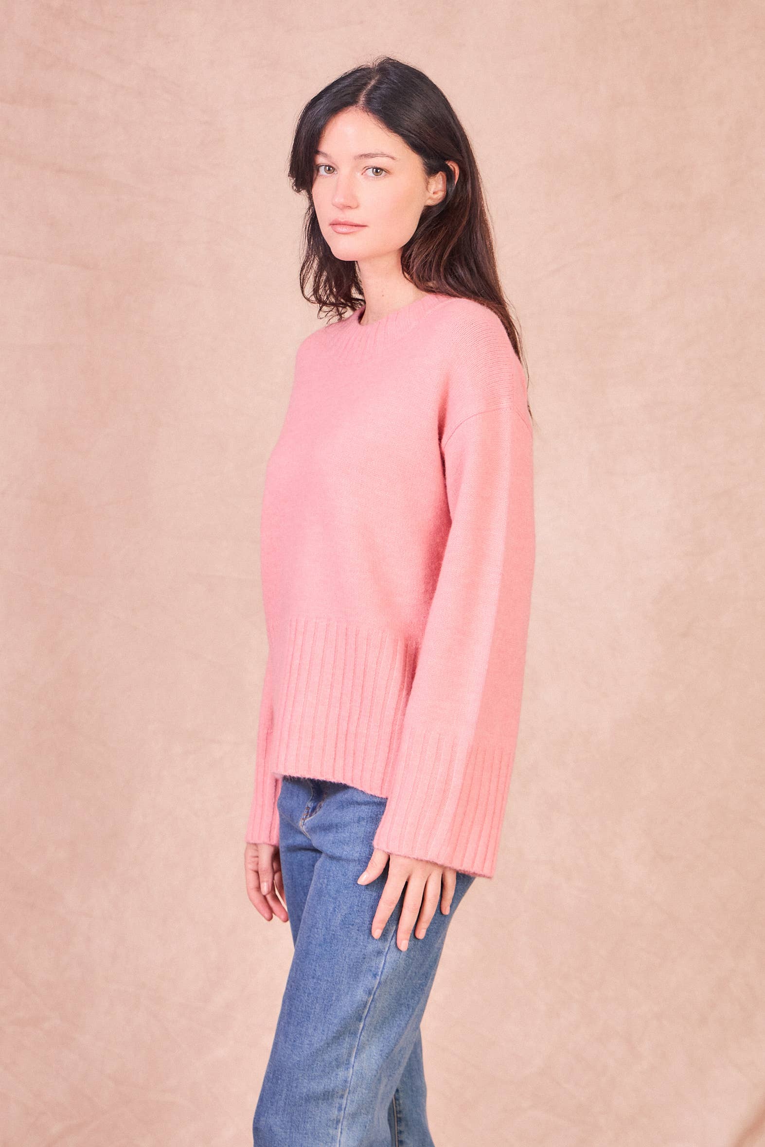 Calie Paris - Wholesale Knit Sweater - Women's - NATI – Button-Side Wool Blend Knit17