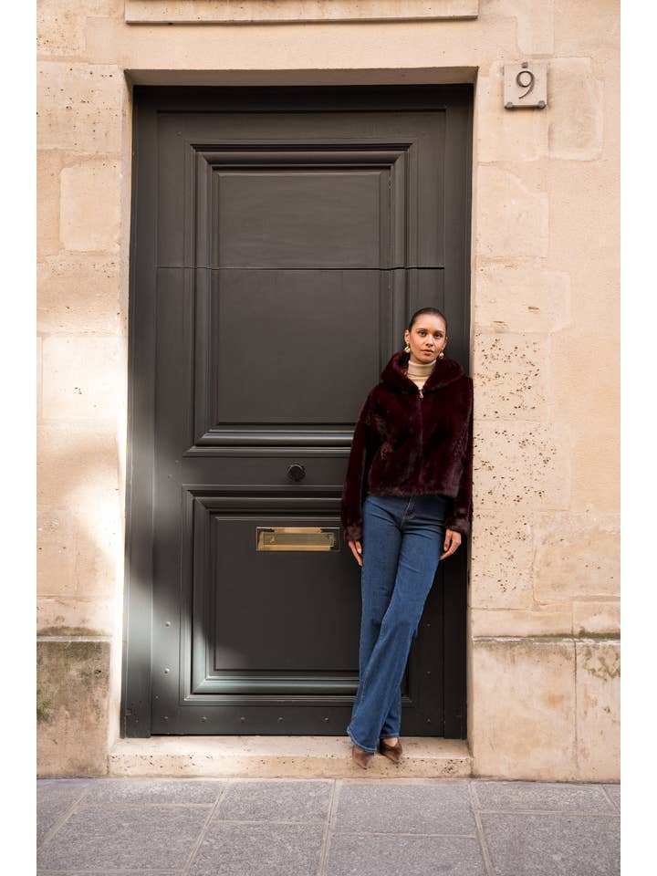 Attentif Paris - Wholesale Fur/Faux Fur Coat - Women's - Short coat with hood in faux fur with braided details27