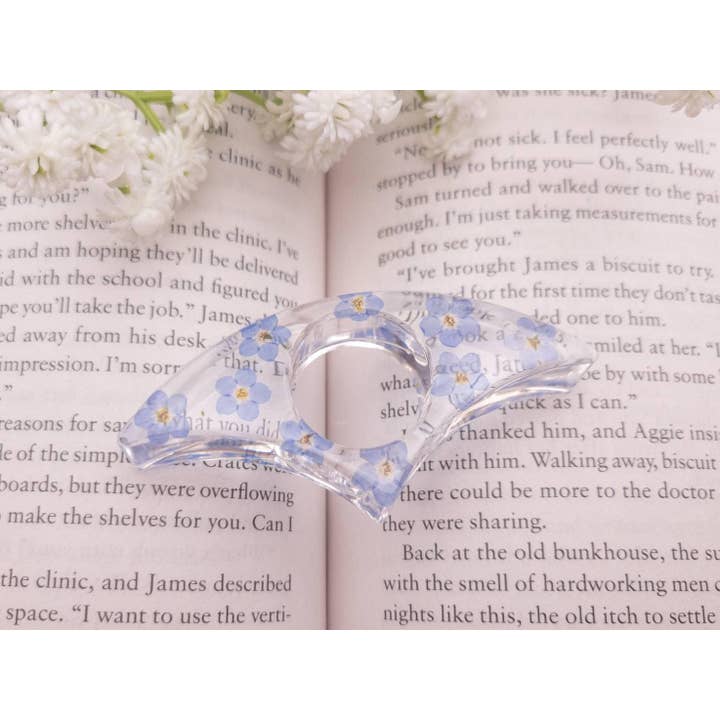 Botanically Bookish - Wholesale Bookmark - Floral Book Page Holder, Flower Thumb Page Spreader3