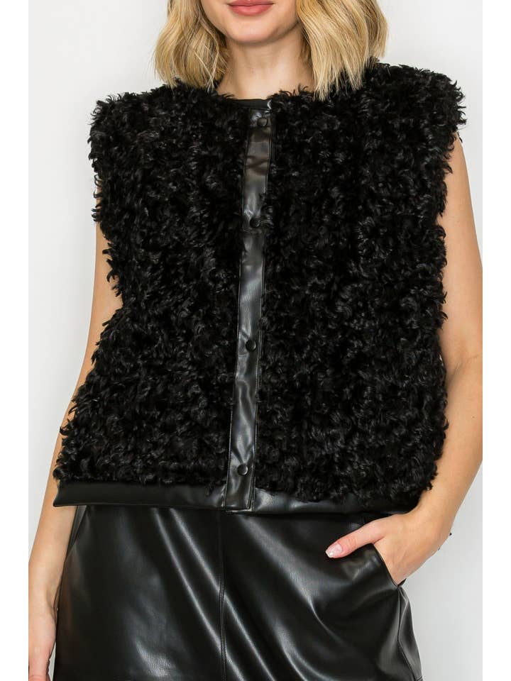 Joh Apparel – Großhandel Oberbekleidungsweste – Damen – Jacquelina Sherpa Fell- & Lederweste4