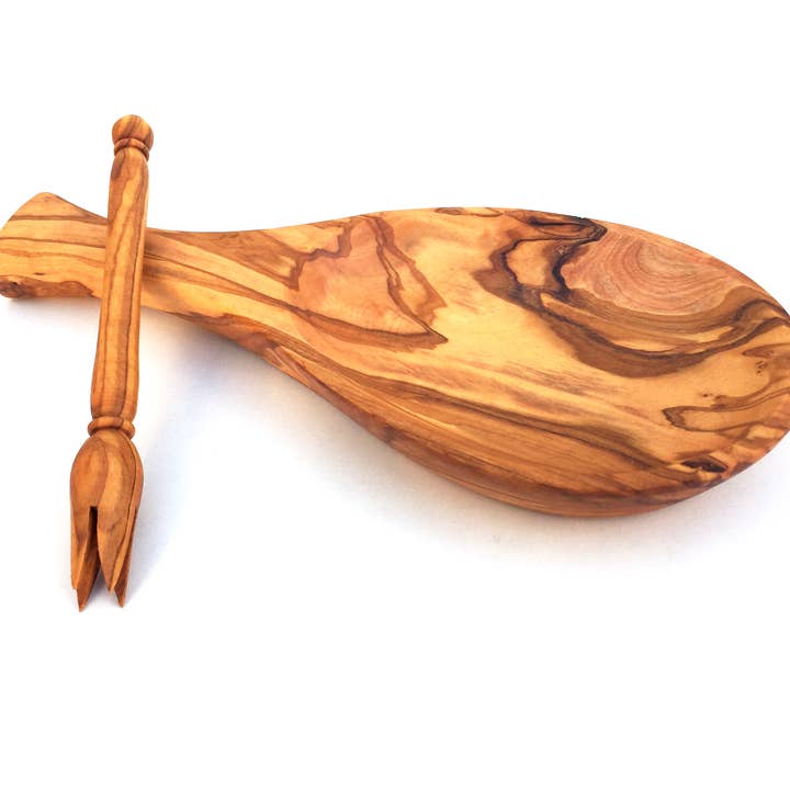 medina mood – Großhandel Serviertabletts – Servierplatte mit Griff und Piker aus Olivenholz Handarbeit4