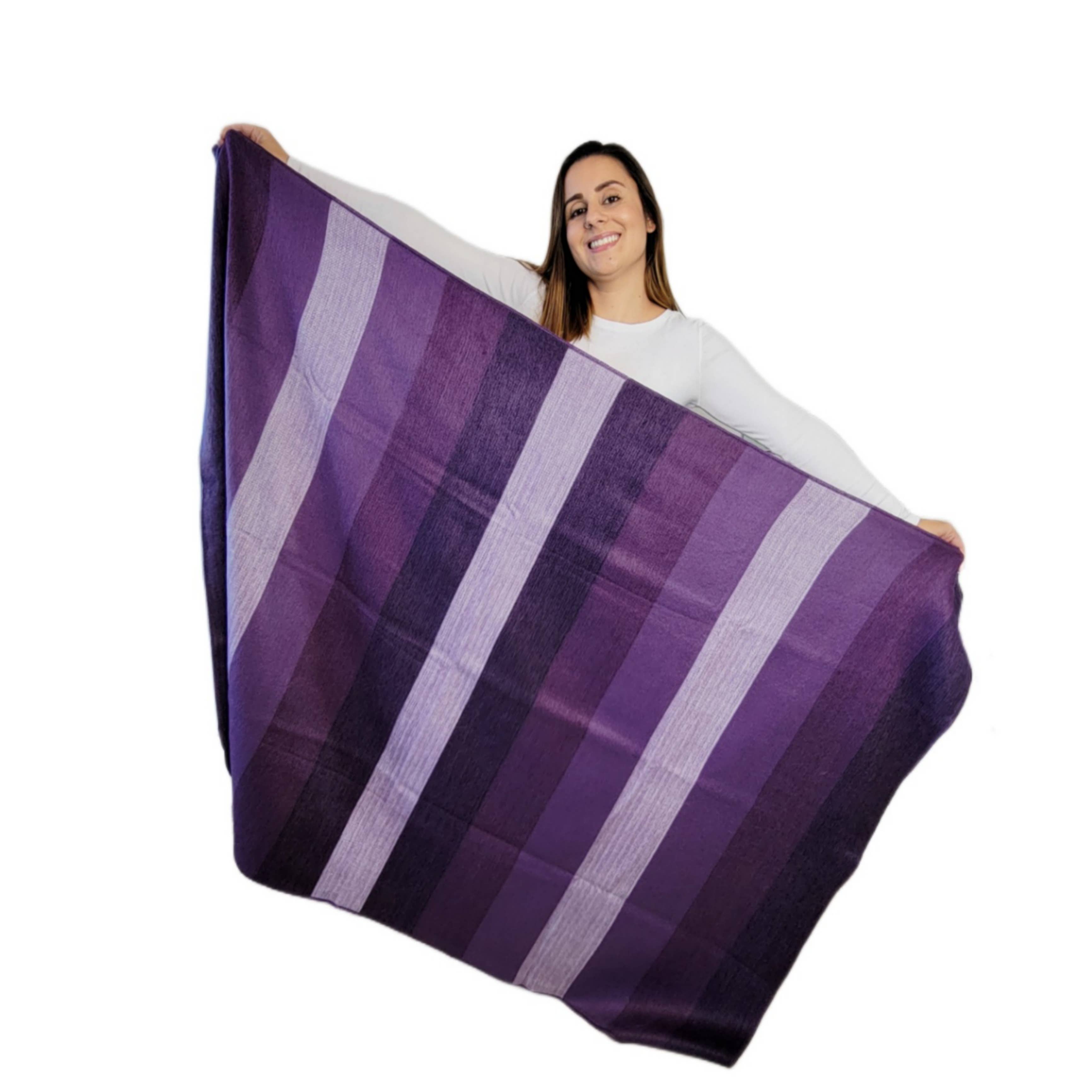 LATITUDE ZERO GOODS - Wholesale Throw Blanket - Morado - Alpaca Wool Throw Blanket4