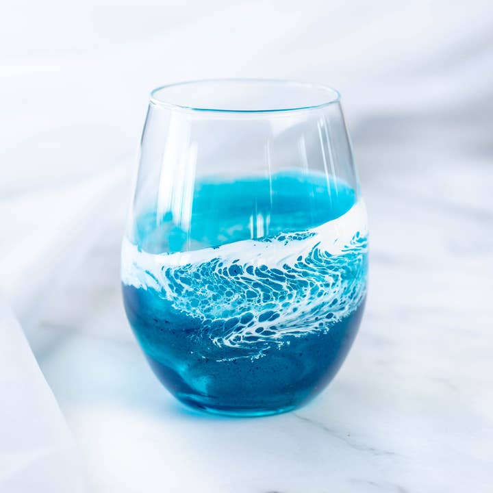 Fala & Co. - Wholesale Wine Glass - Ocean Resin Stemless Wine Glass2