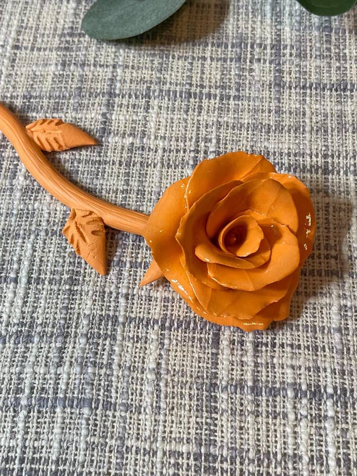 Rose Éternelle pour la vente par Cori Ceramics & Art LLC