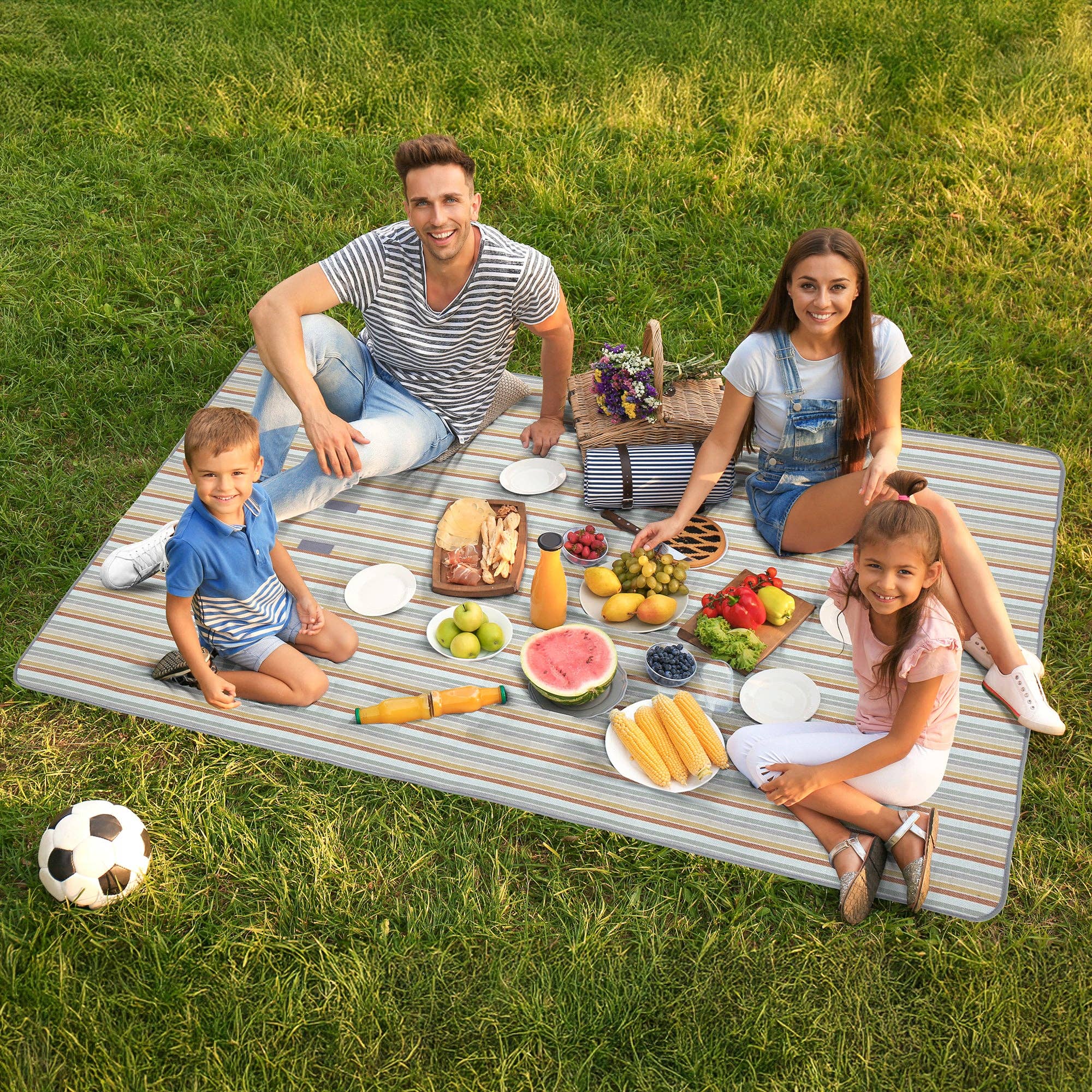 Carstens, Inc. - Wholesale Picnic Blanket - River Rock Woven Stripe Picnic Blanket1
