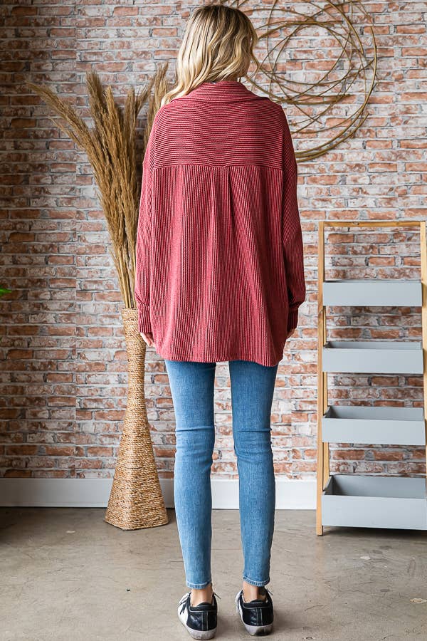 7th Ray – Großhandel Hemdjacke/Shacket – Damen – Solide Rippe Knopfleiste Seitentaschen Langarm Shacket T525611