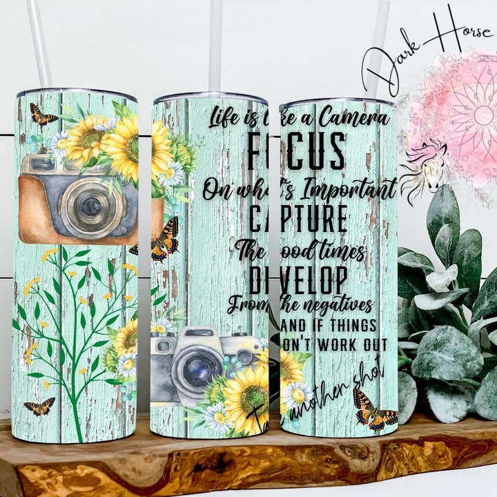 Captura de Focus Desenvolve Tumbler Fotografia por atacado de Dark Horse Dream Designs LLC