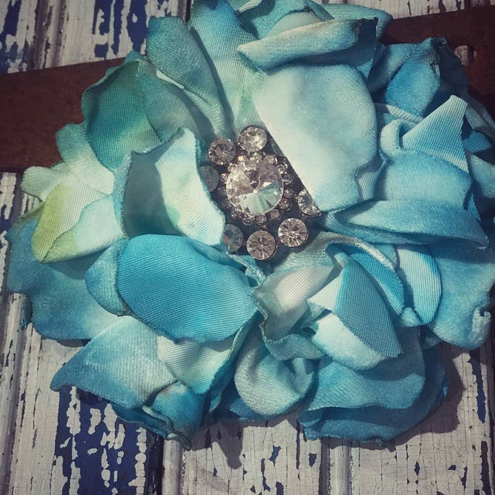 VINTAGE VELVET HANDMADE TURQUOISE PIN for wholesale by A Rare Bird Shop