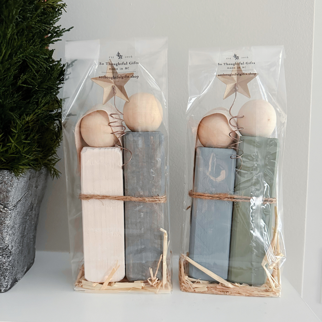 So Thoughtful Gifts - Wholesale Christmas Decoration - Simple Wooden Nativity Set | Hand-painted | Gift Wrapped12