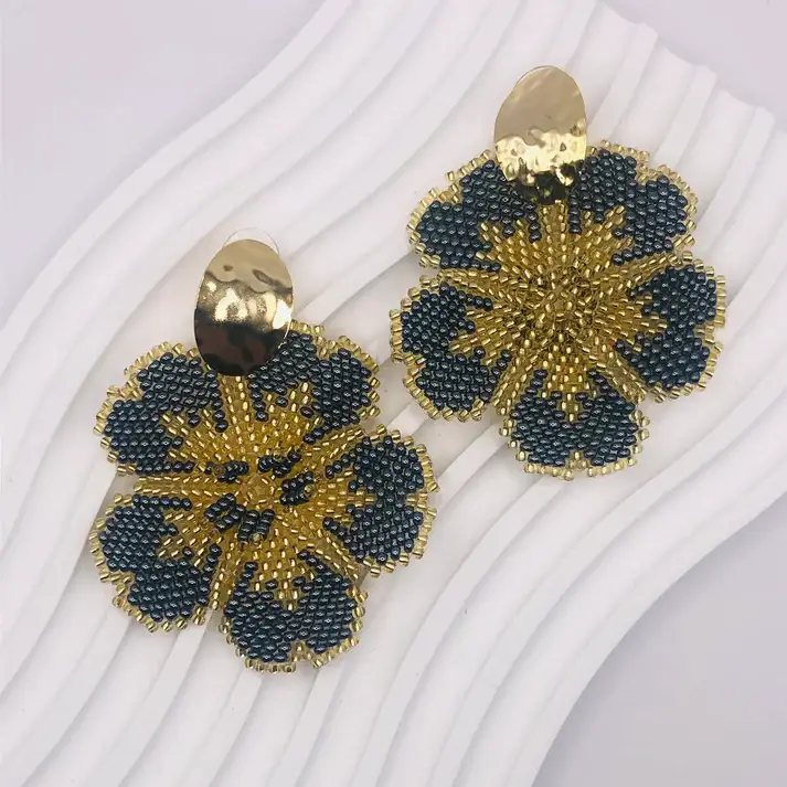 Bellalu Jewelry and Accessories - Wholesale Dangle Earrings - Handmade Corazón Flower Colombian Earrings5