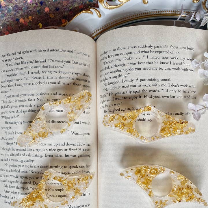 Hold It There - Wholesale Book Holder - Champagne Book Holder3