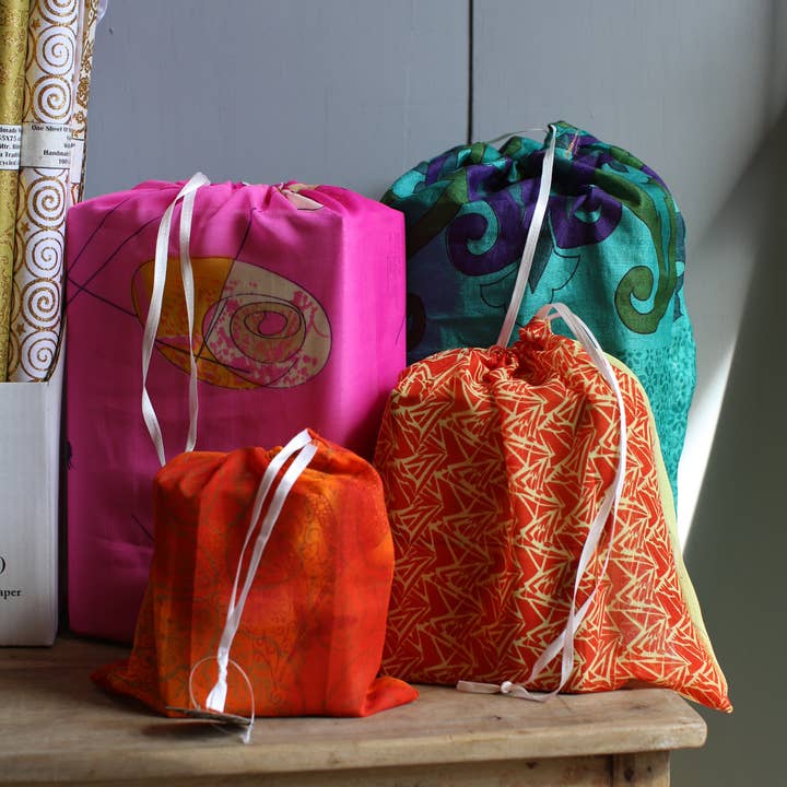 The India Shop – wholesale Gift bag set/pack – Set of 4 Recycled Sari Gift Bags2