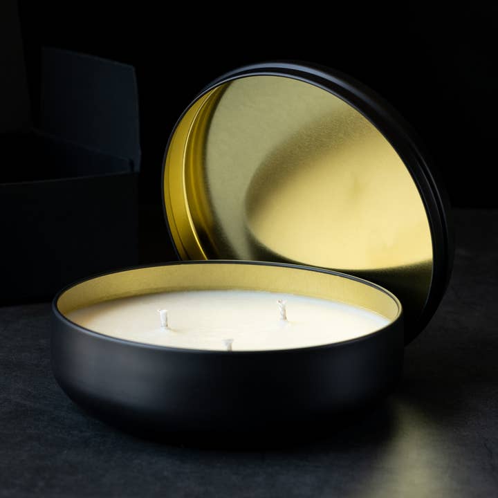 Candela di soia Neroli da 14 once per la vendita all'ingrosso da parte di Fingerprint & Co