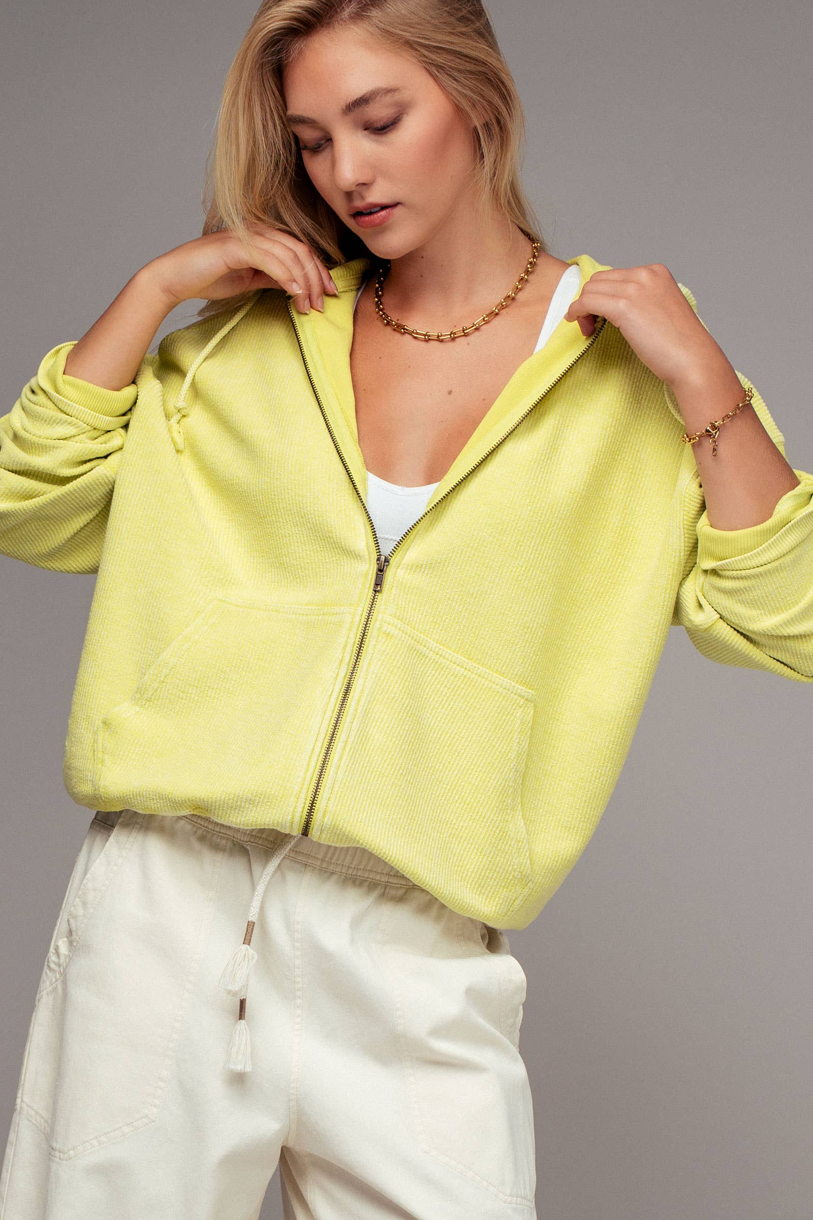 Urban Daizy - Wholesale Hoodie - Women's - Oversized Ribbed Dolman Sleeve Hoodie14