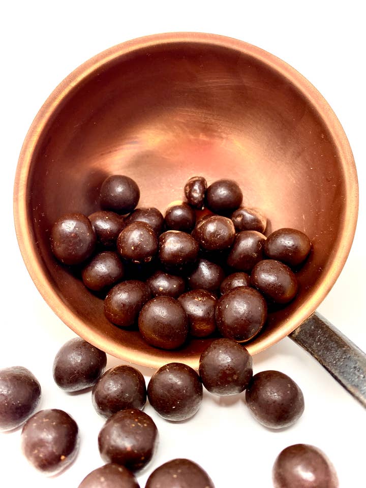 Dark chocolate hazelnuts (1Kg bulk) for wholesale by Cocoripop