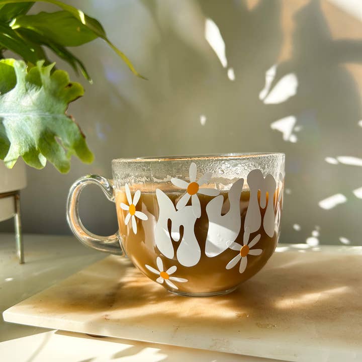 Hope and Grey Creative - Wholesale Koffiemok - Mam, Moederdag Mok, Gepersonaliseerde Madeliefjes Hart Bloemenmok2